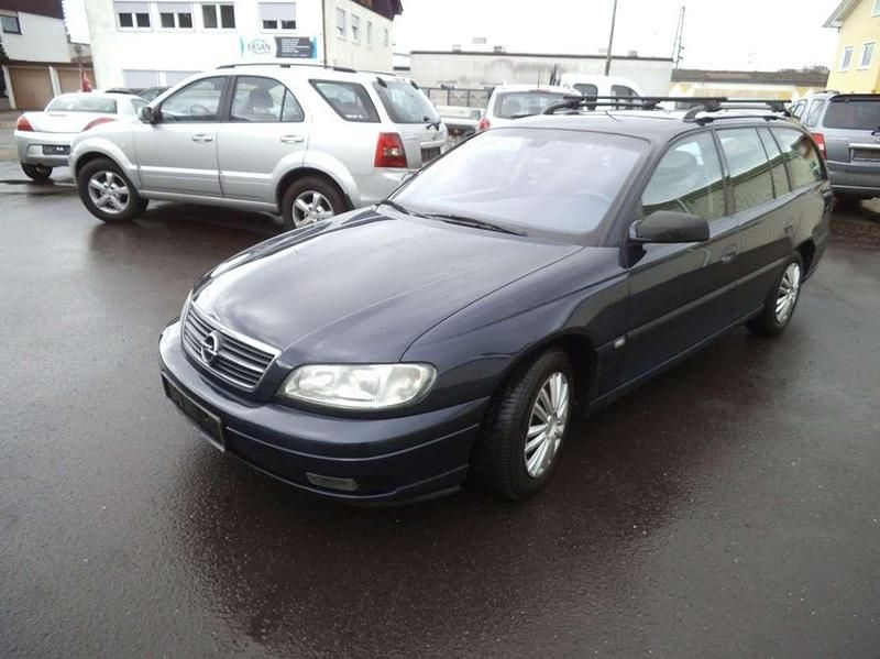 Blau Gebraucht 2004 Opel Omega Selection Kombi | 2.950 € (Etwas zu teuer) - Bild 1/4