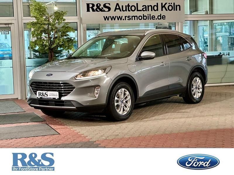 Gebraucht Ford Kuga Titanium 152 PS (111 kW) 2022 Solar silver SUV