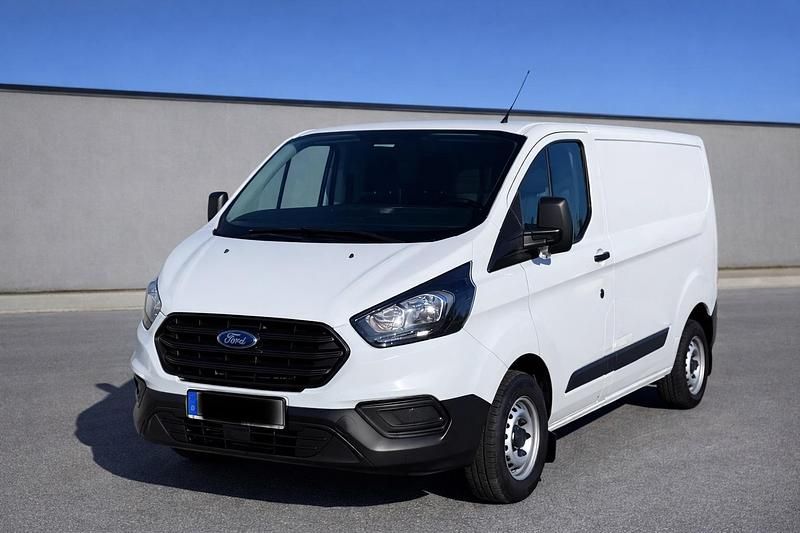 Gebraucht Ford Transit Custom 105 PS (77 kW) 2019 Weiß Van / Kleinbus