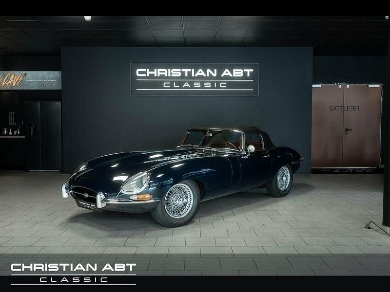 Second-hand Jaguar E-Type 209 CP (153 kW) 1963 Albastru Cabrio
