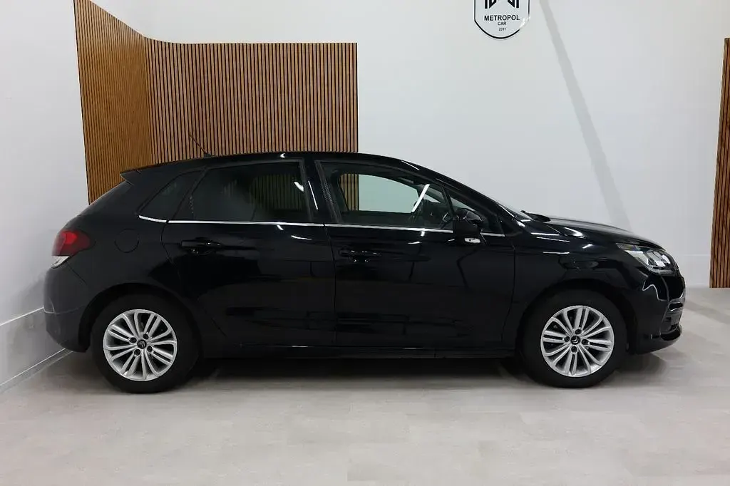Gebraucht Citroën C4 PureTech 110 PS (80 kW) 2017 Schwarz Limousine