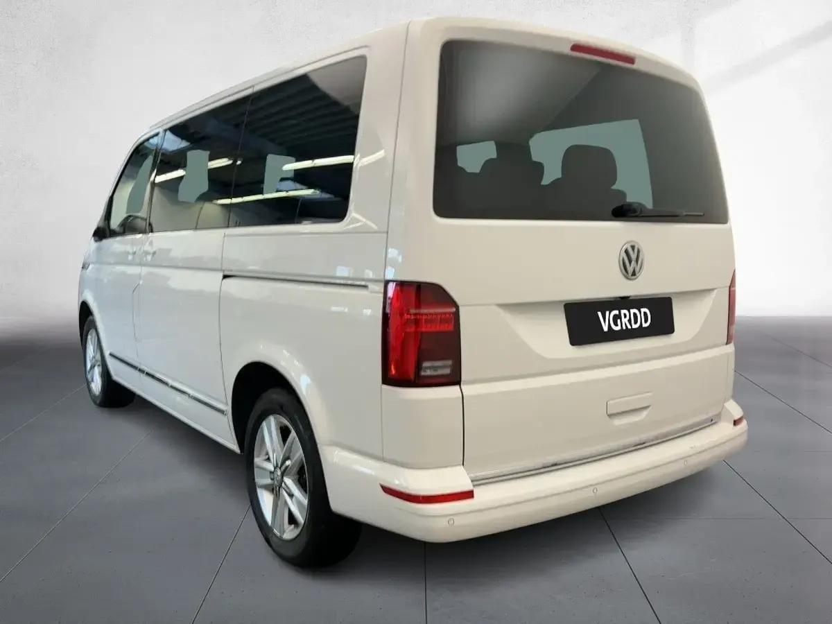Gebraucht VW Multivan Comfortline 204 PS (150 kW) 2021 Van / Kleinbus