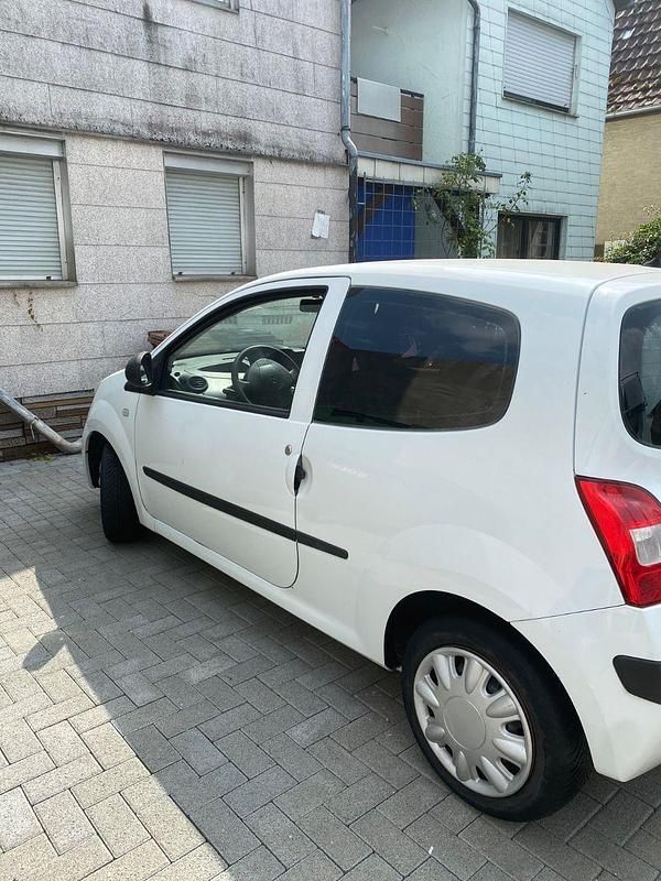 Second-hand Renault Twingo 58 CP (42 kW) 2008 Negru Hatchback