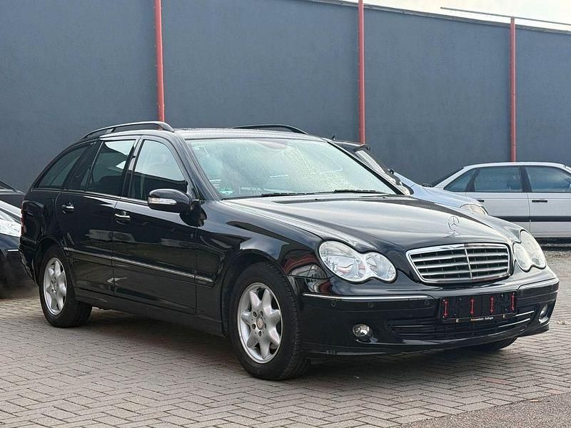 Schwarz Gebraucht 2007 Mercedes C200 Elegance Limousine | 4.490 € (Guter Preis) - Bild 1/4
