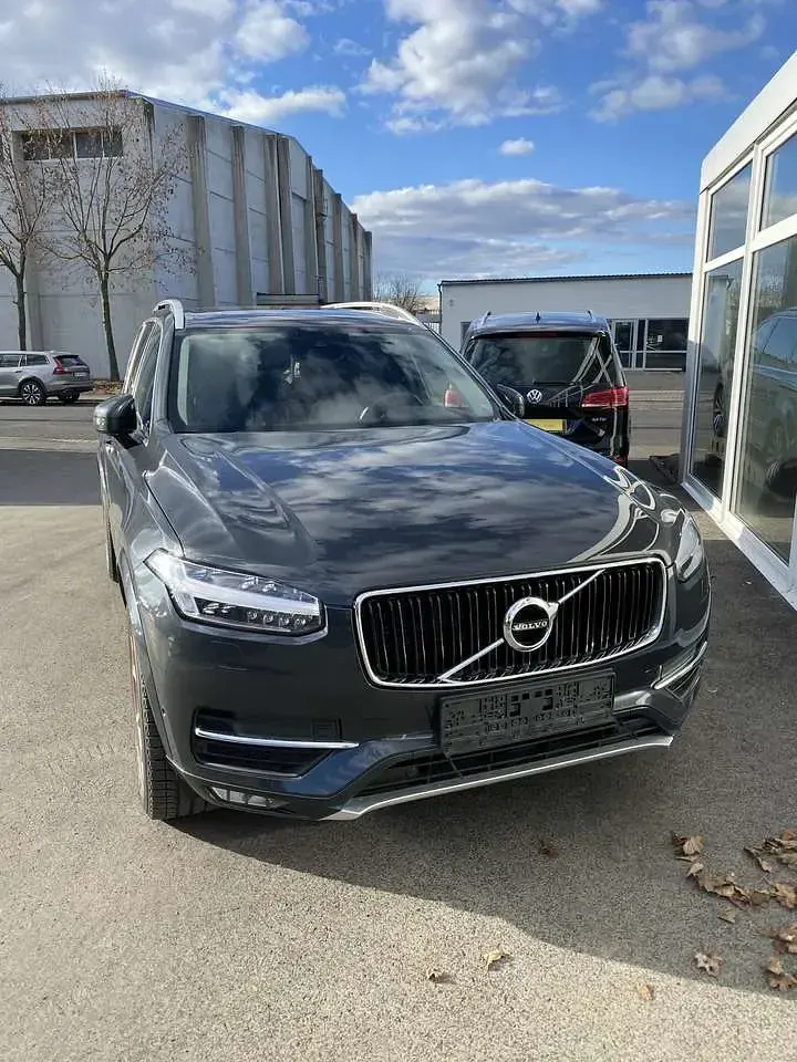 Gebraucht Volvo XC90 Momentum 235 PS (172 kW) 2017 Grau SUV