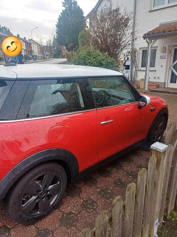 Gebraucht Mini Cooper SE Classic 135 kW (184 PS) 2022 Rot Kleinwagen