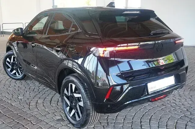 Neu Opel Mokka 131 PS (96 kW) 2026 Schwarz SUV