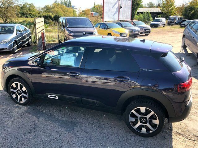 Gebraucht Citroën C4 Cactus PureTech 110 PS (80 kW) 2018 Schwarz metallic Kleinwagen