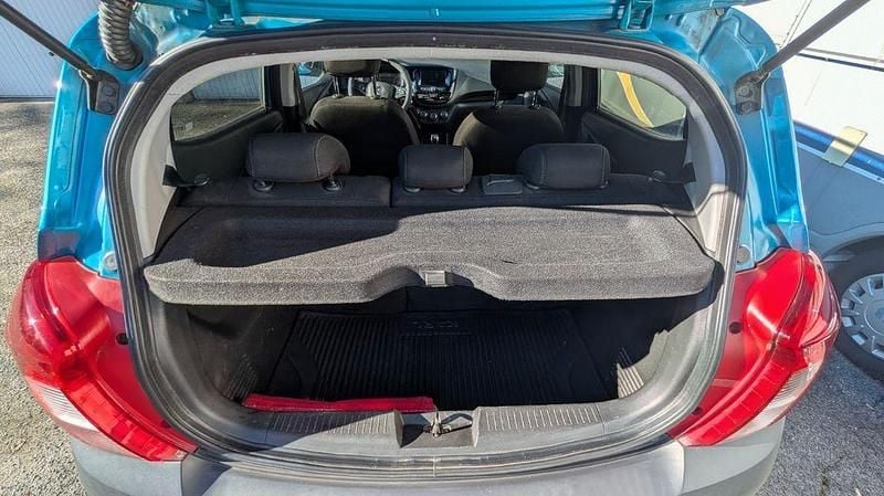 Gebraucht Opel Karl Rocks 73 PS (53 kW) 2019 Blau Kleinwagen