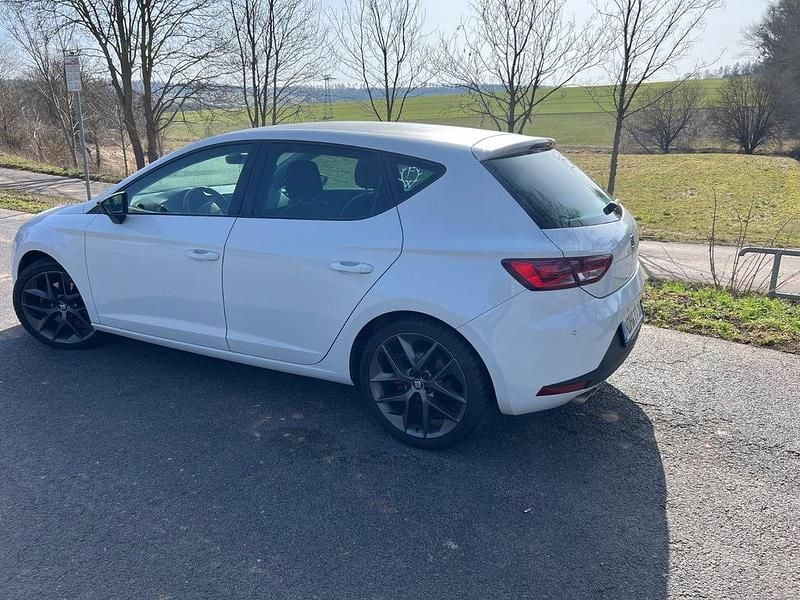Gebraucht Seat Leon FR 184 PS (135 kW) 2016 Weiß Limousine