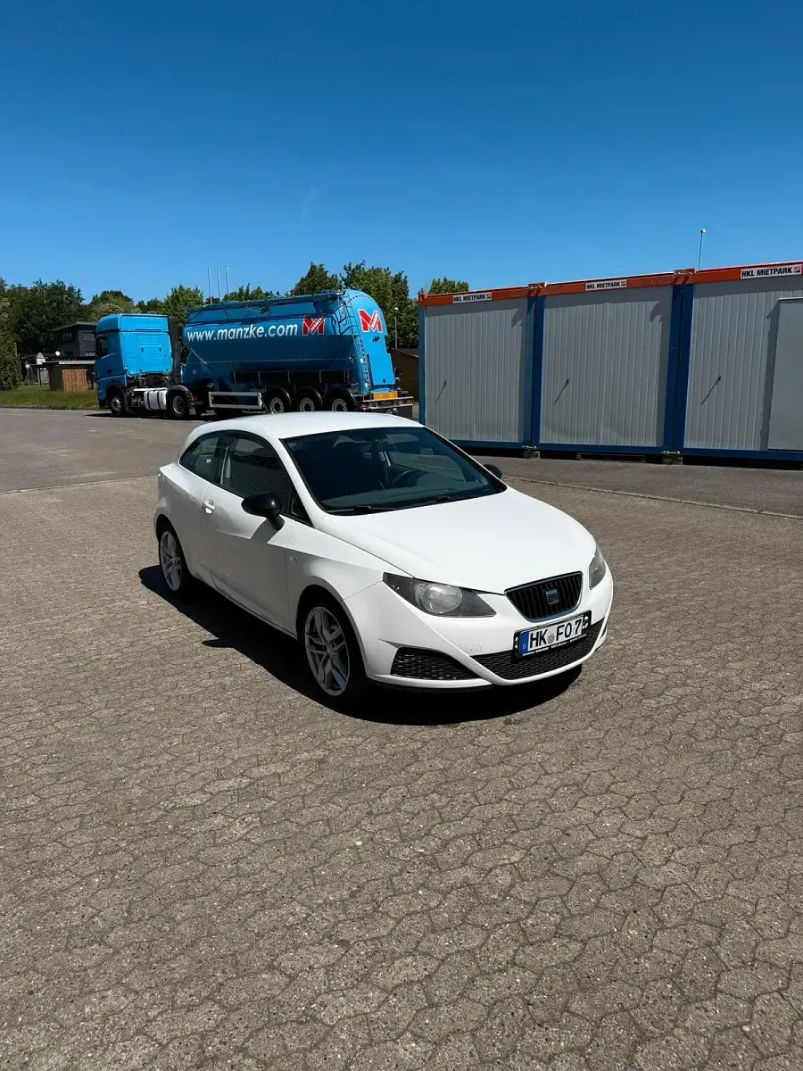 Gebraucht Seat Ibiza 72 PS (52 kW) 2011 Weiß Kleinwagen