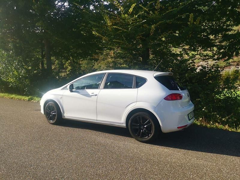 Gebraucht Seat Leon Copa 105 PS (77 kW) 2011 Weiß Kleinwagen