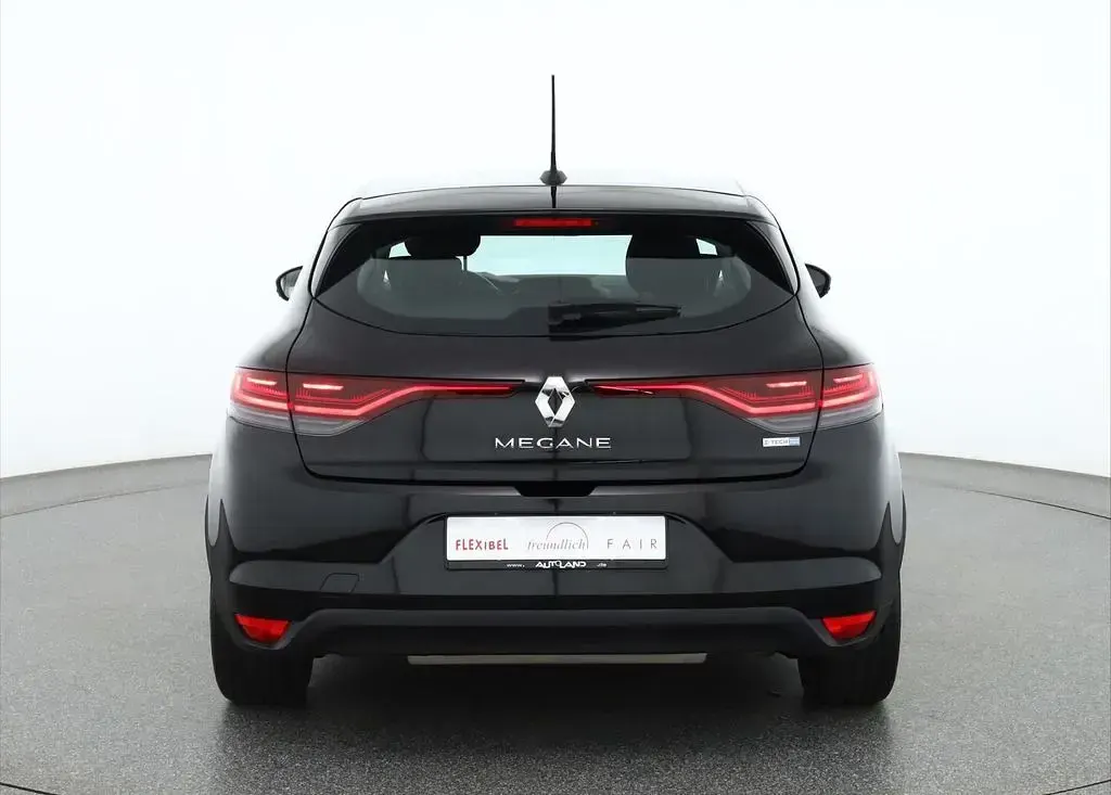 Gebraucht Renault Mégane 160 PS (117 kW) 2022 Sternenschwarz Limousine