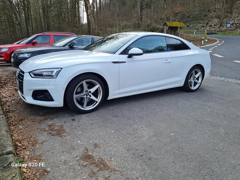 Gebraucht Audi A5 Sport 190 PS (139 kW) 2016 Weiß Coupé