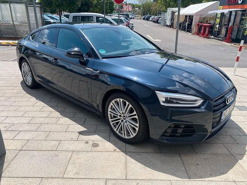 Blau Gebraucht 2018 Audi A5 Sportback Limousine | 17.300 € (Etwas zu teuer) - Bild 1/4