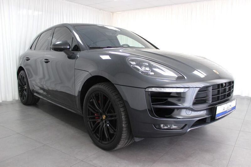 Gebraucht Porsche Macan Turbo Performance Package 441 PS (324 kW) 2017 Vulkangrau perleffekt (metallic) SUV