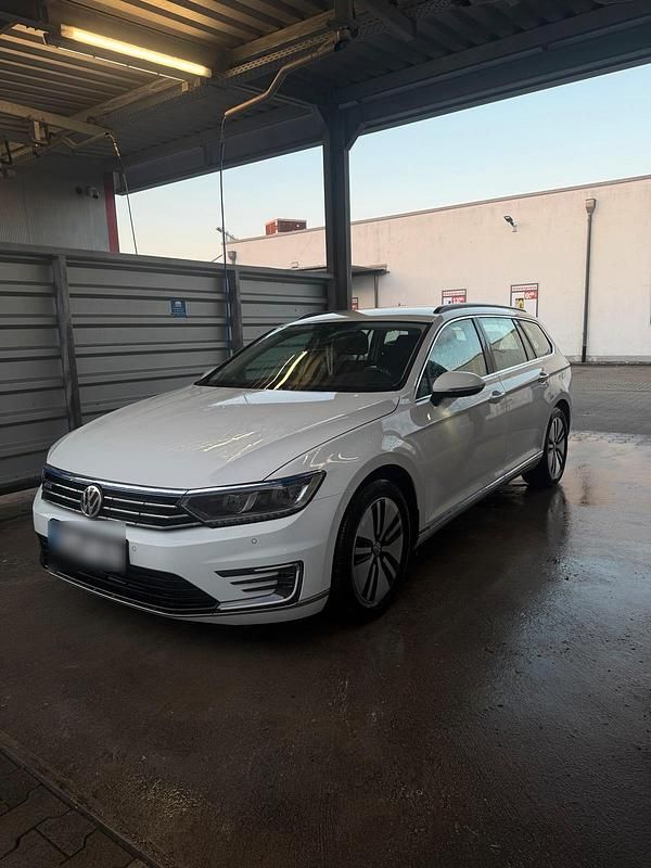 Gebraucht VW Passat GTE 256 PS (188 kW) 2018 Weiß Kombi