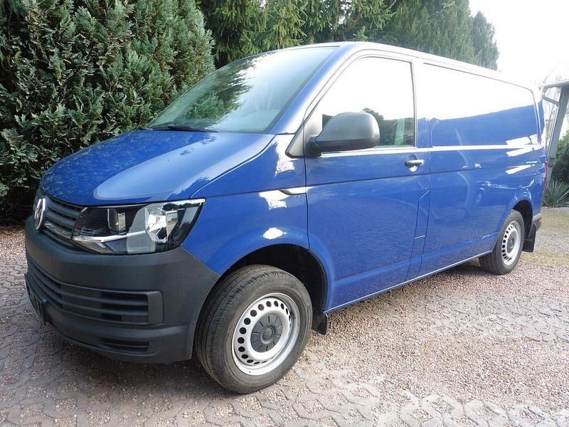 Gebraucht VW Transporter 102 PS (75 kW) 2017 Blau Van