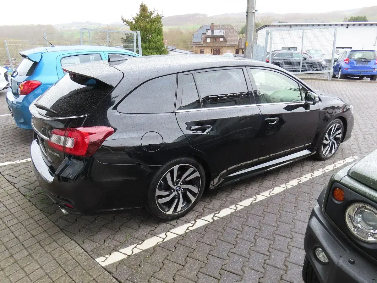 Gebraucht Subaru Levorg Sport 170 PS (125 kW) 2016 Schwarz Kombi