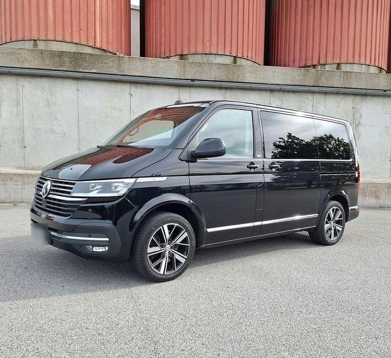 Schwarz Gebraucht 2021 VW T6.1 Generation Six Van | 56.500 € (Superpreis) - Bild 1/4