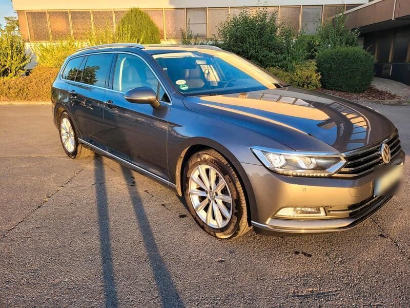 Grau Gebraucht 2017 VW Passat Kombi | 10.500 € (Teuer) - Bild 1/4