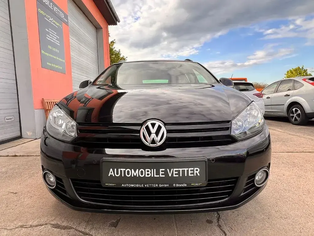 Używany VW Golf VII Match 105 KM (77 kW) 2013 Czarny Kombi