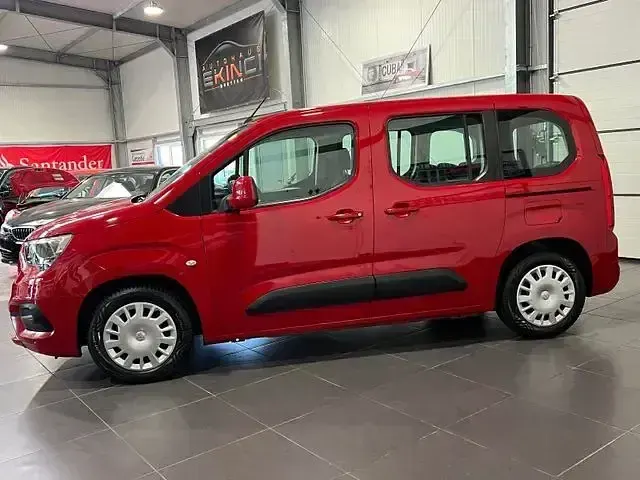 Gebraucht Opel Combo Life 102 PS (75 kW) 2019 Rot Van / Kleinbus