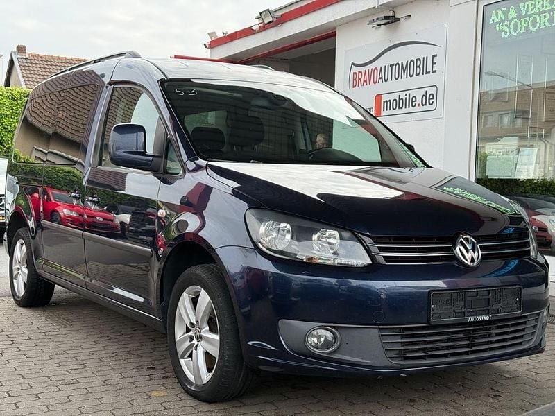 Blau Gebraucht 2011 VW Caddy Maxi Comfortline Van / Kleinbus | 8.199 € (Guter Preis) - Bild 1/4