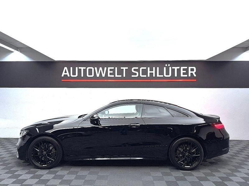 Gebraucht Mercedes E400 333 PS (244 kW) 2018 Schwarz Coupé