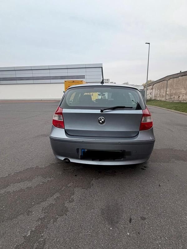 Gebraucht BMW 120 150 PS (110 kW) 2005 Grau Kleinwagen