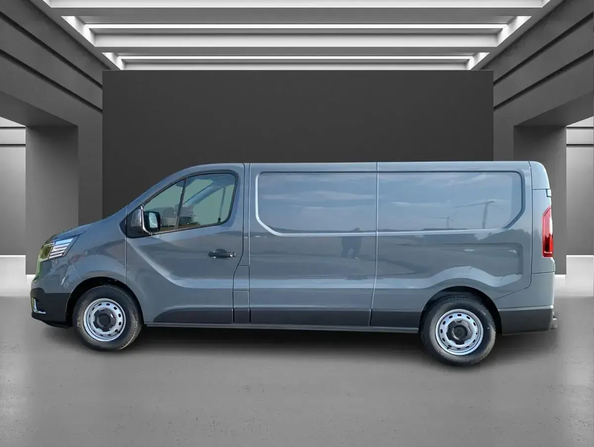 Nouă Renault Trafic 170 CP (125 kW) 2025 Gri Monovolum