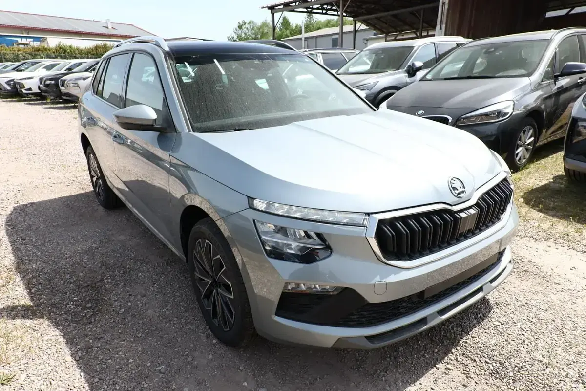 Nowe Skoda Kamiq Dynamic 150 KM (110 kW) 2026 Srebrny SUV