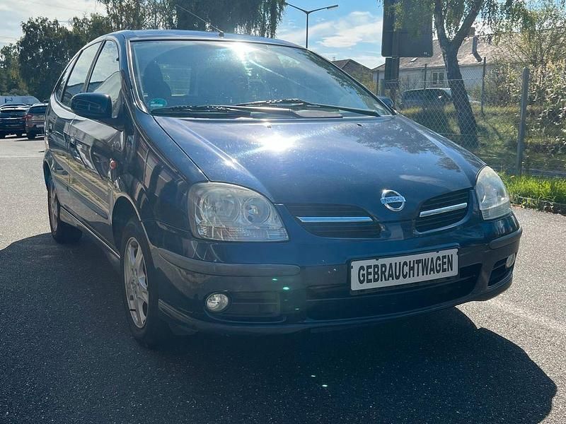 Blau Gebraucht 2005 Nissan Almera Tino Acenta+ Van / Kleinbus | 3.400 € (Etwas zu teuer) - Bild 1/4