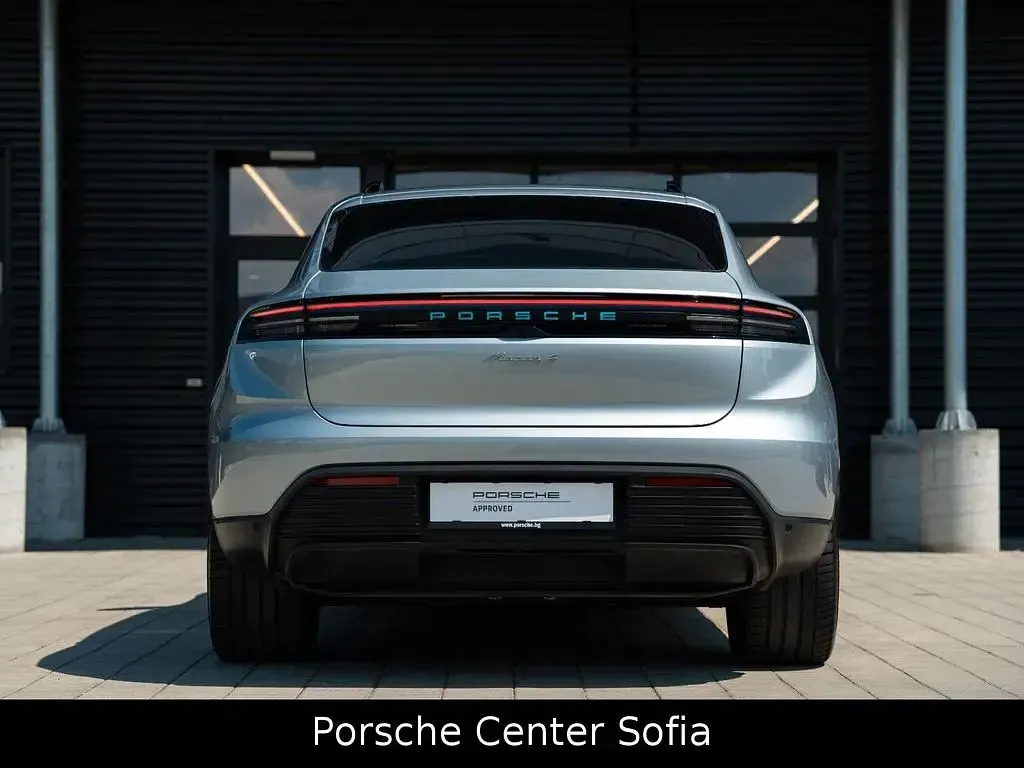 Gebraucht Porsche Macan 4 Electric 300 kW (408 PS) 2024 Silber SUV