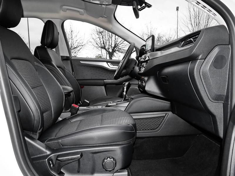 Gebraucht Ford Kuga Titanium X 150 PS (110 kW) 2021 Frostweiß SUV