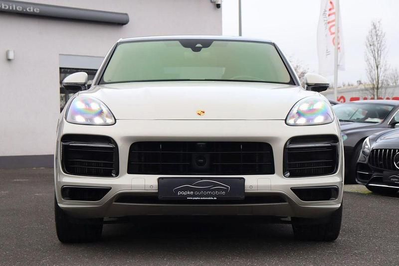Gebraucht Porsche Cayenne GTS Sport 460 PS (338 kW) 2021 Beige SUV