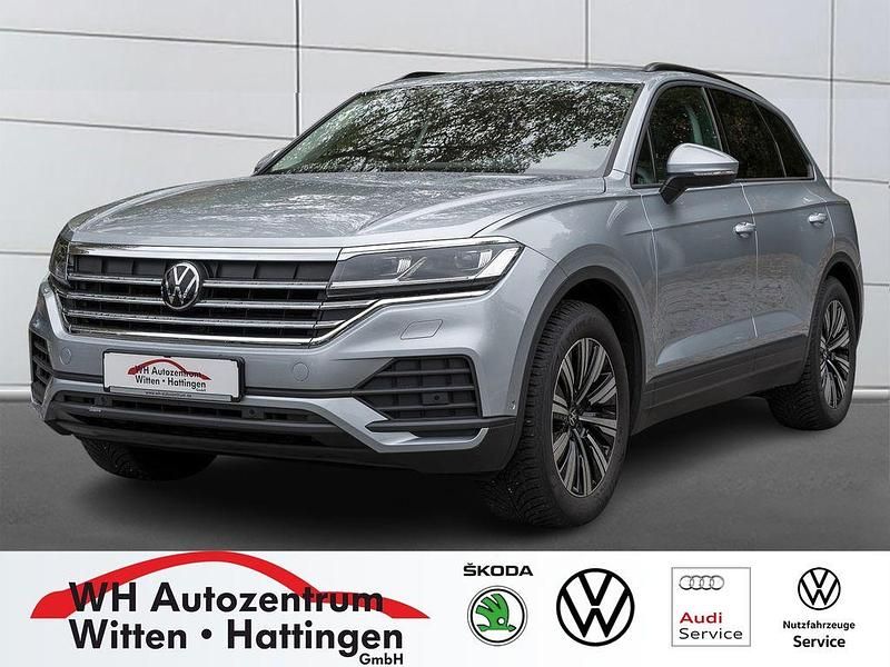 Oyster silver metallic Gebraucht 2025 VW Touareg SUV | 62.926 € (Etwas zu teuer) - Bild 1/4