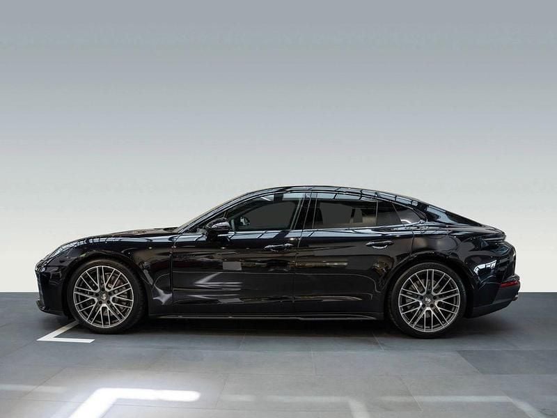 Neu Porsche Panamera 4 E-Hybrid 470 PS (345 kW) 2025 Schwarz Kleinwagen