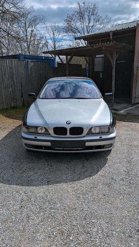 Gebraucht BMW 528 193 PS (141 kW) 1997 Schwarz Limousine