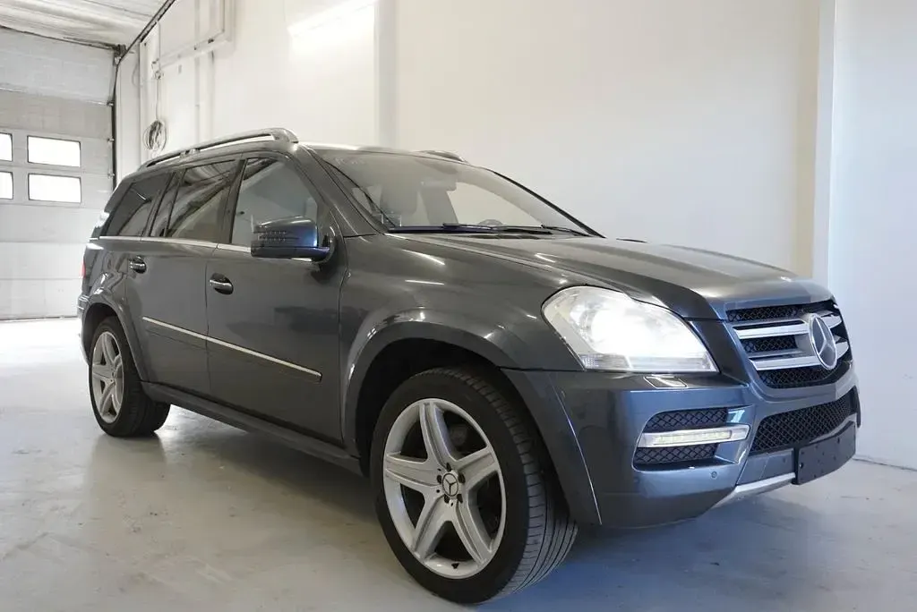 Gebraucht Mercedes GL450 306 PS (225 kW) 2011 Grau SUV