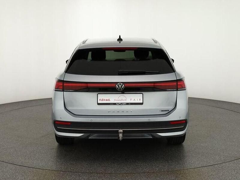 Gebraucht VW Passat 193 PS (141 kW) 2025 Silber Kombi