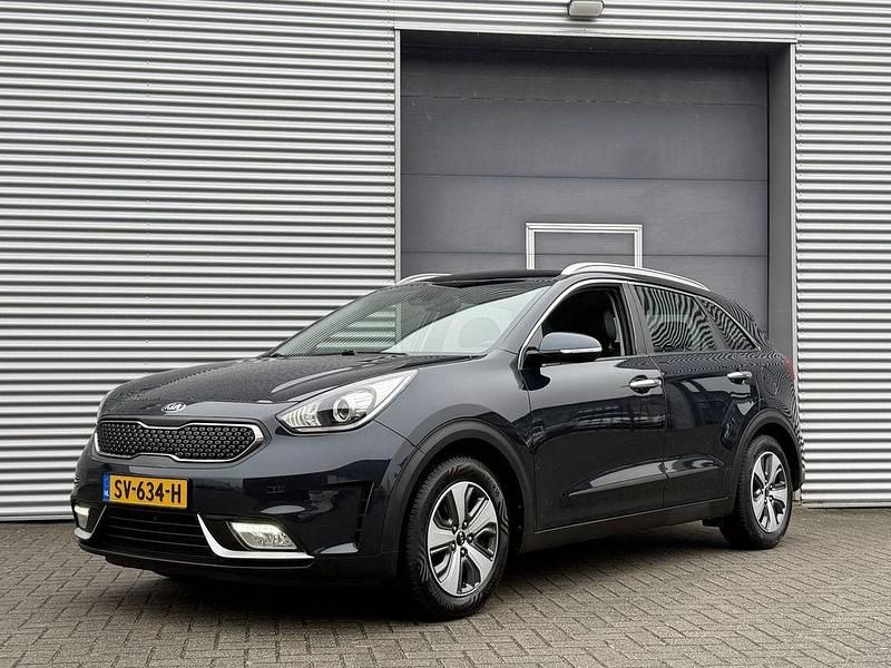 Gebraucht Kia Niro 141 PS (103 kW) 2018 Blau SUV