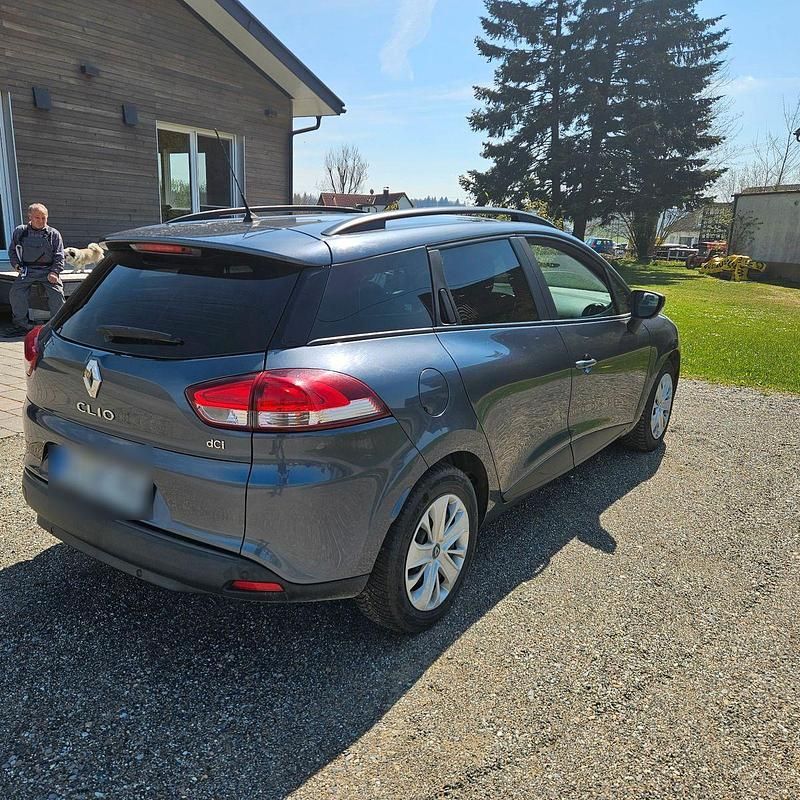 Gebraucht Renault Clio IV Life 75 PS (55 kW) 2017 Grau Kleinwagen