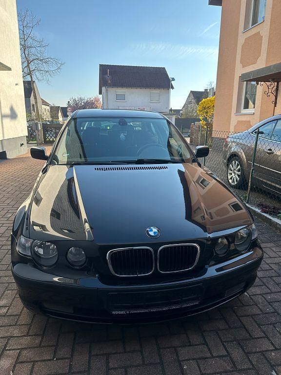 Gebraucht BMW 316 Compact Lifestyle 116 PS (85 kW) 2004 Schwarz Kleinwagen