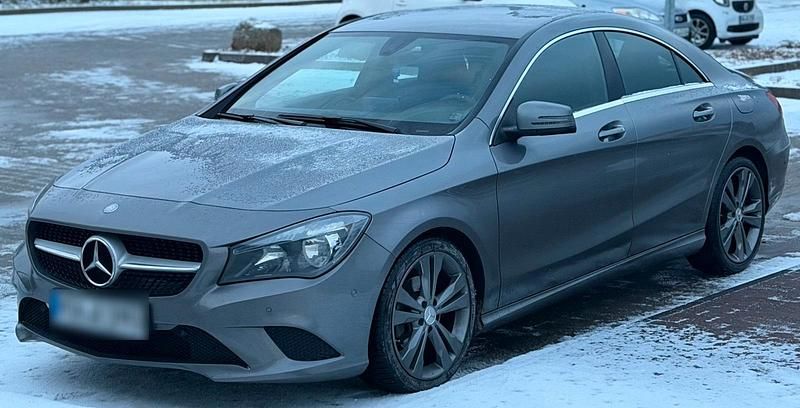 Gebraucht Mercedes CLA180 122 PS (89 kW) 2015 Andere farben Limousine