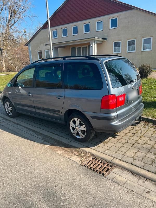 Gebraucht Seat Alhambra 140 PS (102 kW) 2009 Grau Van / Kleinbus