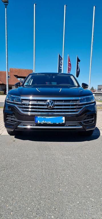 Gebraucht VW Touareg Elegance 231 PS (169 kW) 2023 Braun SUV