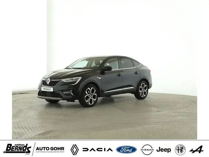 Onyx schwarz metallic (gxa) Gebraucht 2023 Renault Arkana Techno SUV | 24.210 € (Fairer Preis) - Bild 1/4