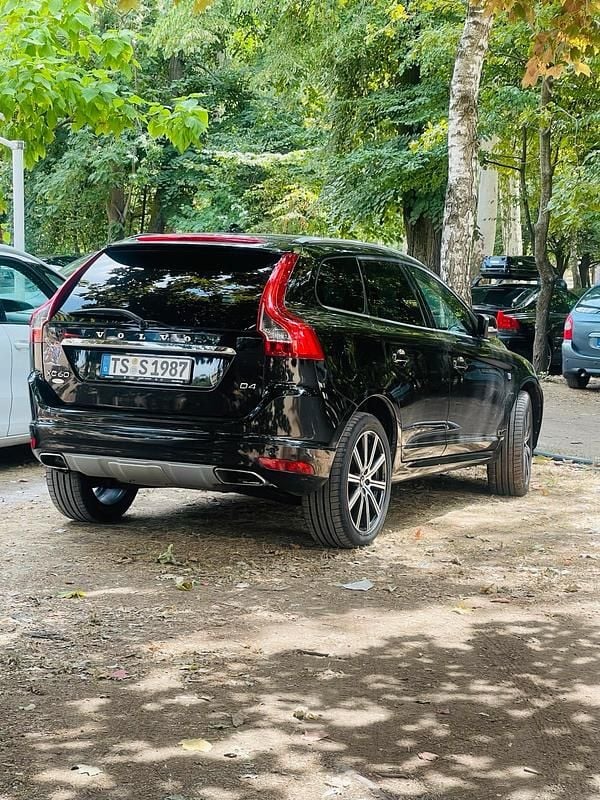 Gebraucht Volvo XC60 Ocean Race 190 PS (139 kW) 2015 Schwarz SUV