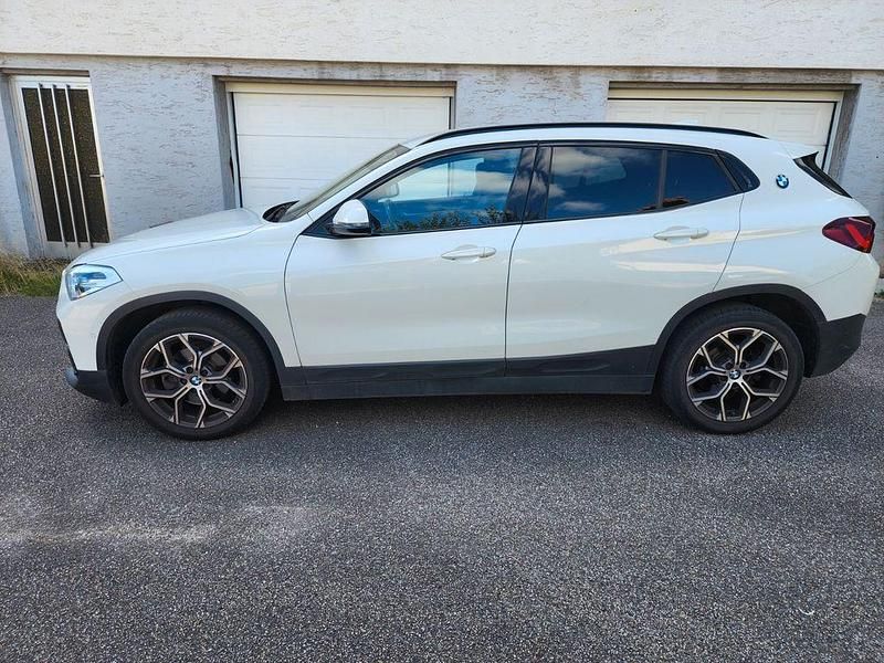 Weiß Gebraucht 2020 BMW X2 Advantage SUV | 20.900 € (Fairer Preis) - Bild 1/2